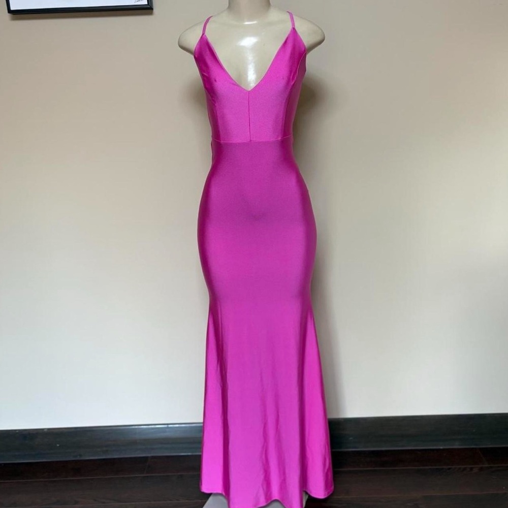 Elegant Pink Sleeveless Maxi Dress
